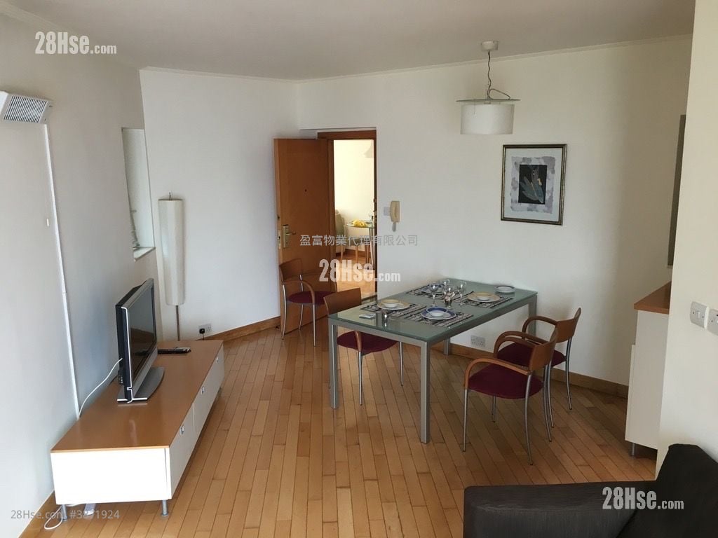 Manhattan Heights Rental 2 Bedrooms , 2 Bathrooms 699 ft²