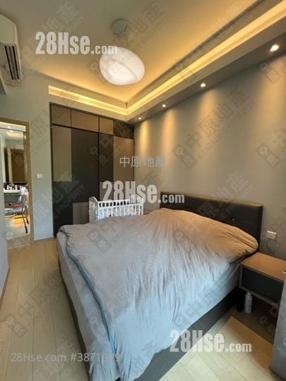 Mantin Heights Rental 932 ft²