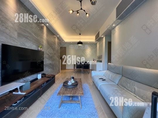 Mantin Heights Rental 932 ft²