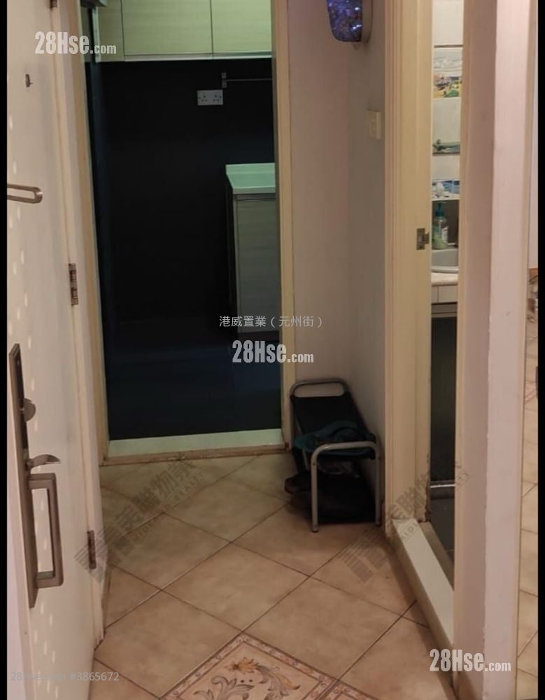 Kai Long Court Sell 2 Bedrooms 448 ft²