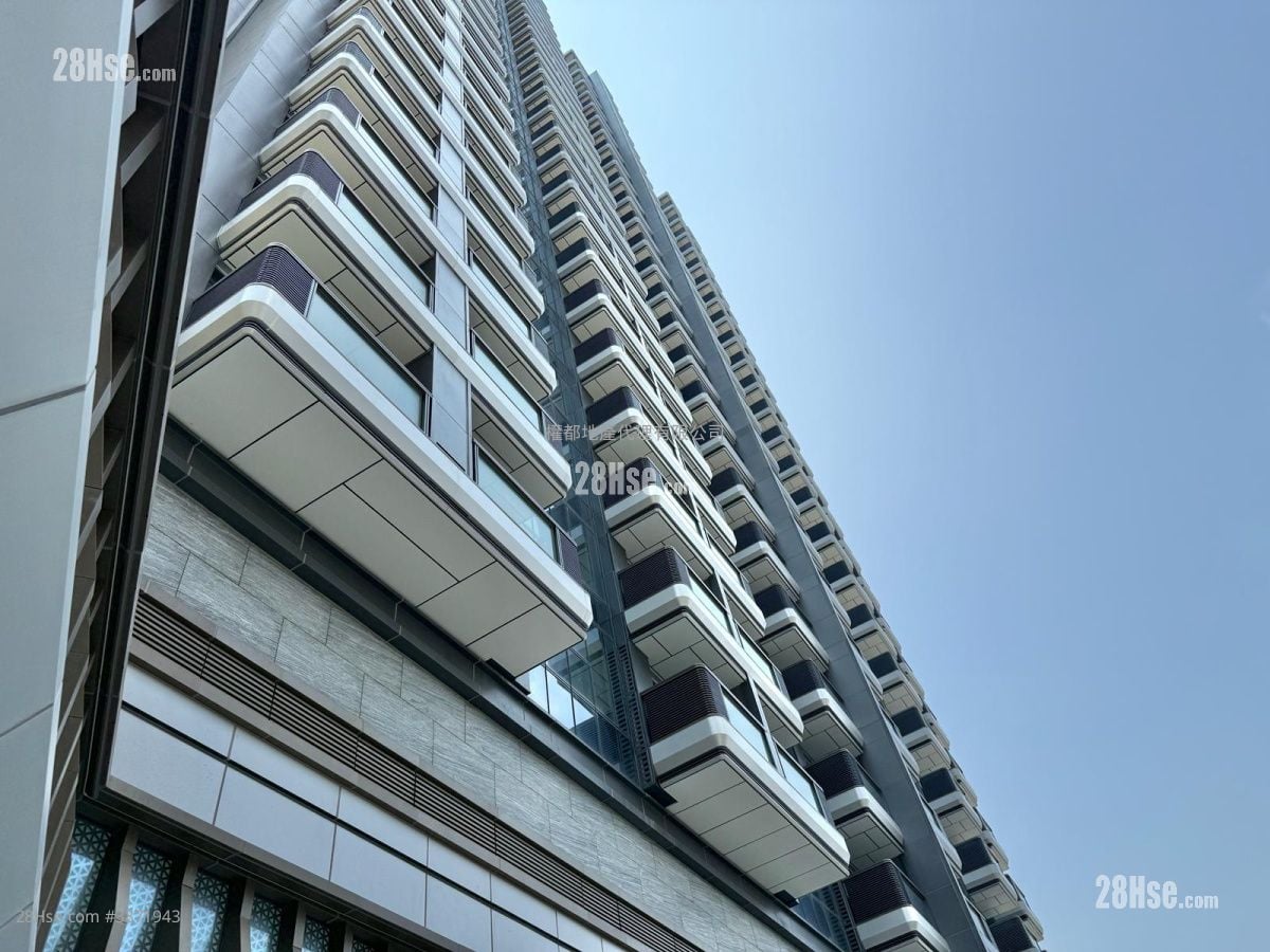 Twin Victoria Rental Studio , 1 Bathroom 250 ft²