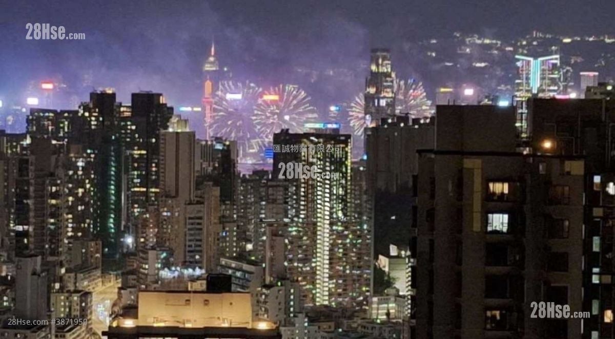 傲云峰 租盘 3 房 , 2 浴室 691 平方尺