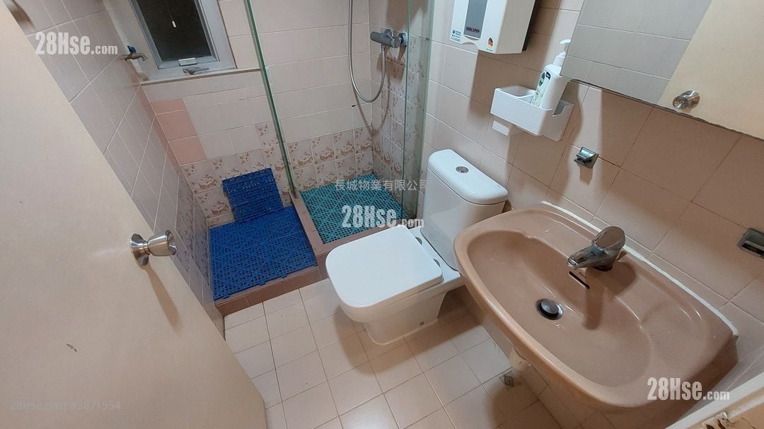 Westlands Court Rental 2 Bedrooms , 1 Bathroom 384 ft²