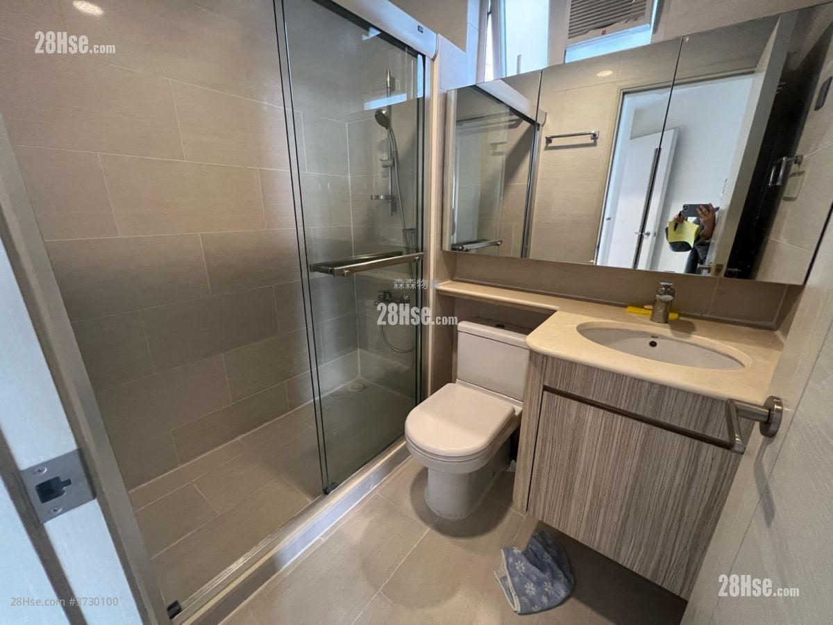 Taikoo Shing Rental 4 Bedrooms , 2 Bathrooms 1,015 ft²