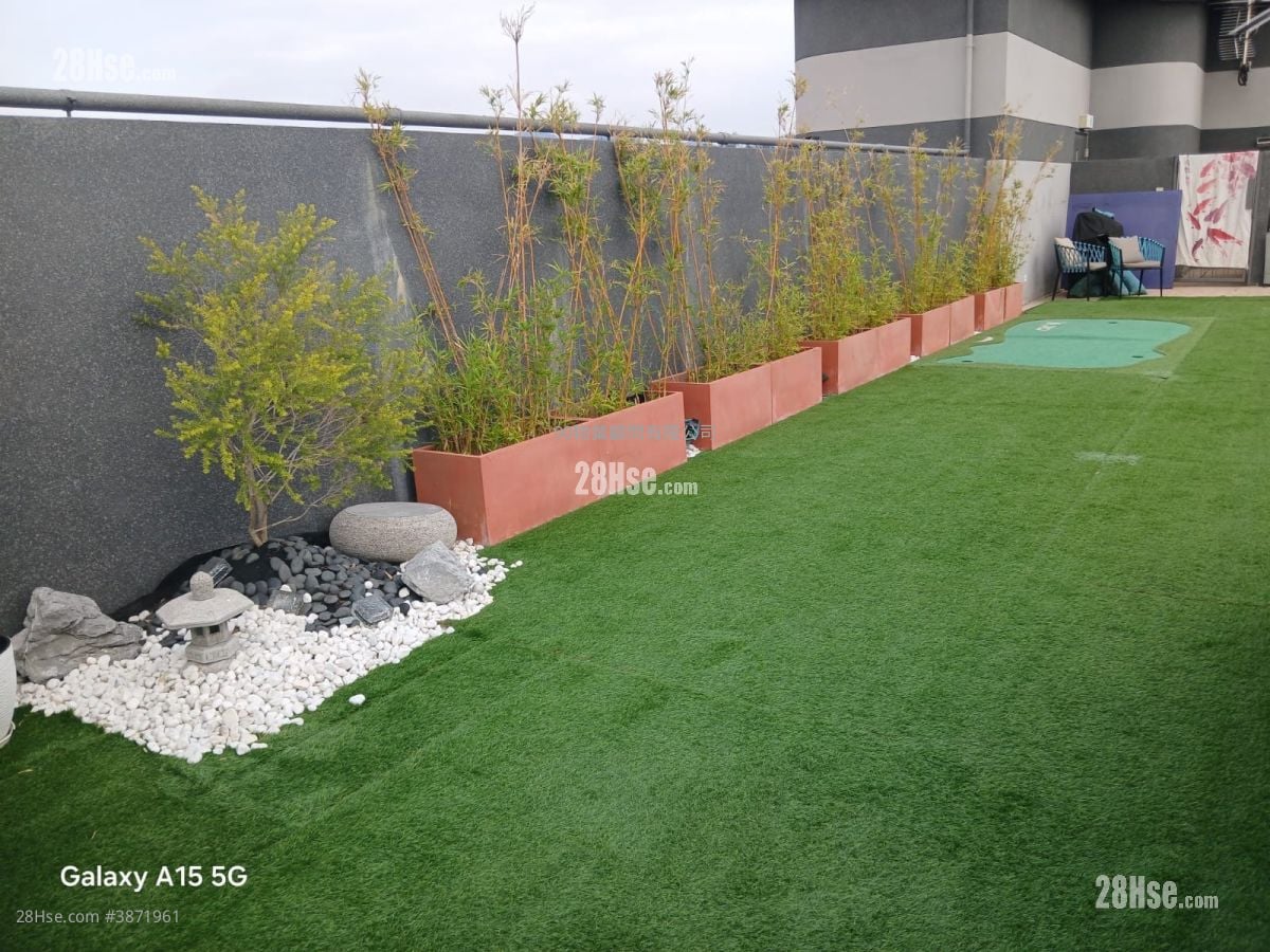 Oma Oma Sell 1,287 ft²