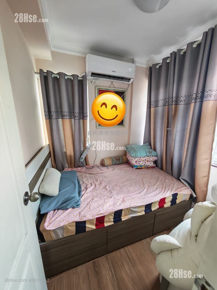 Fook Tin Building Rental 2 Bedrooms , 1 Bathroom 254 ft²