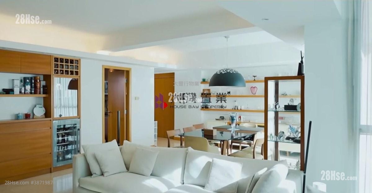 Kadoorie Hill Garden Sell 4 Bedrooms 1,546 ft²