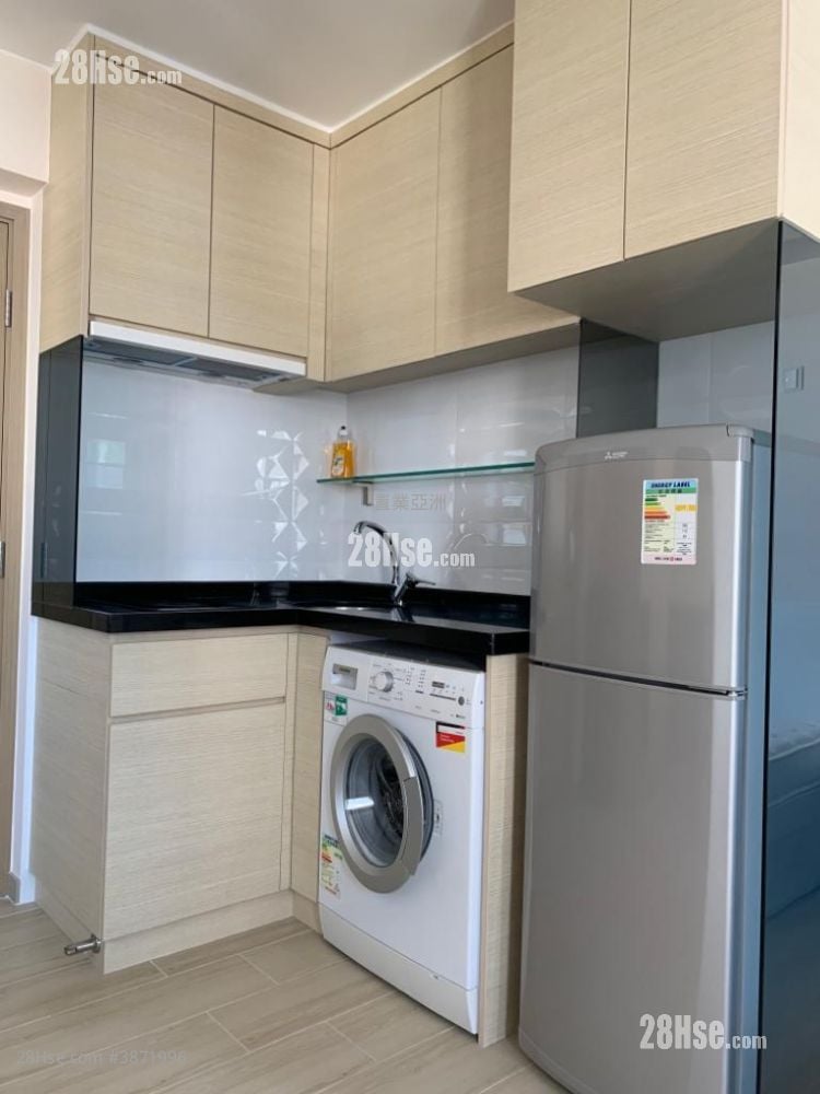 Smithfield Terrace Rental Studio , 1 Bathroom 221 ft²