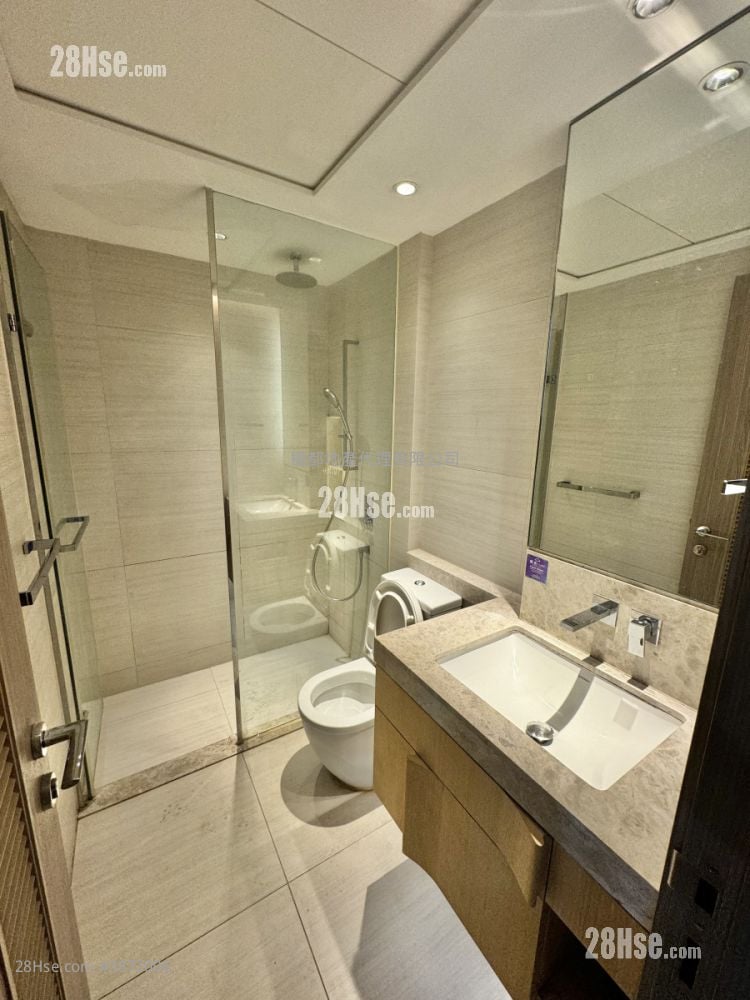 Twin Regency Rental 1 Bedroom , 1 Bathroom 398 ft²