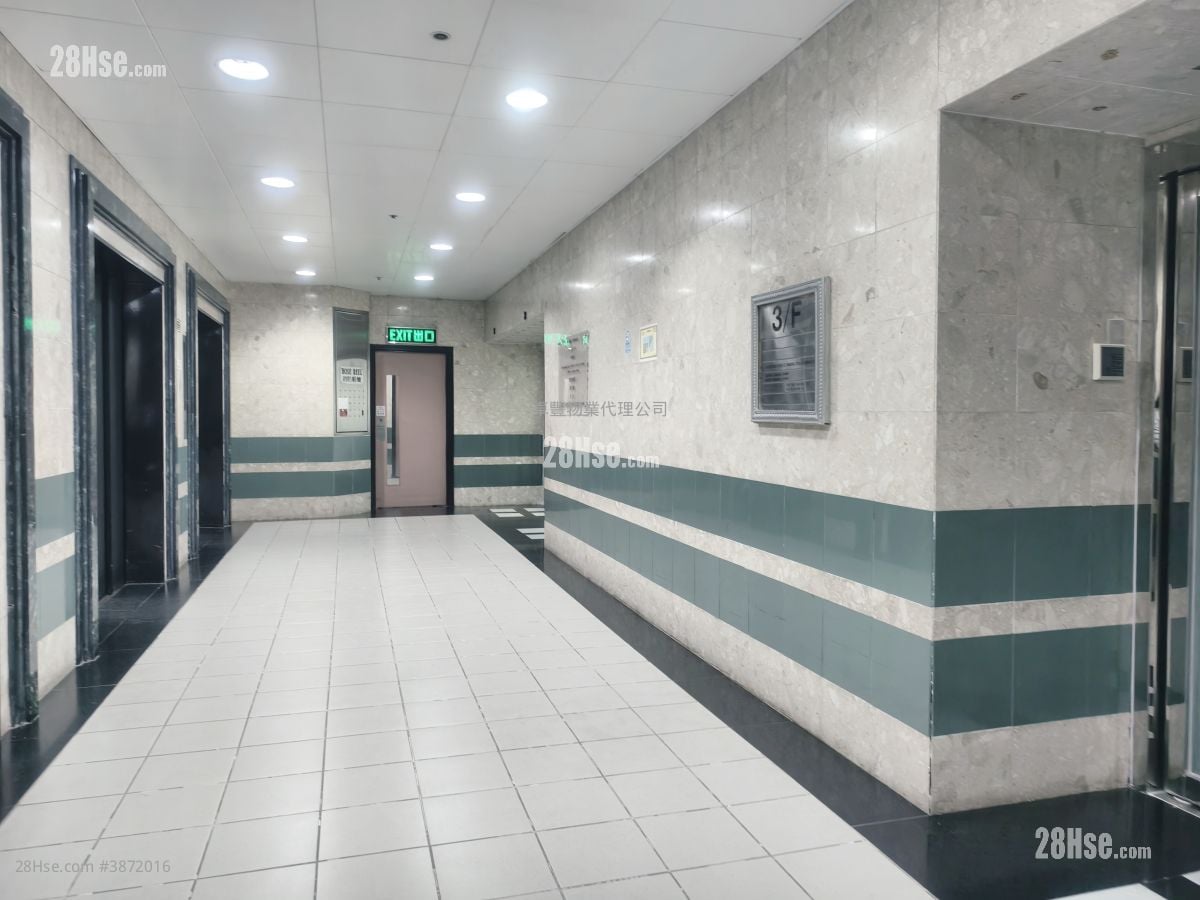 Charm Centre Rental 2 Bedrooms 1,150 ft²