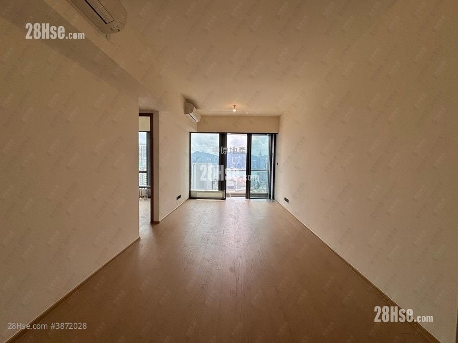 In One Rental 968 ft²
