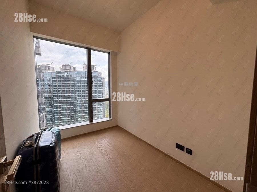 In One Rental 968 ft²