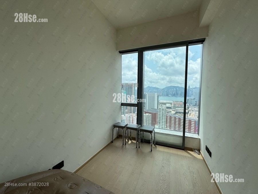 In One Rental 968 ft²