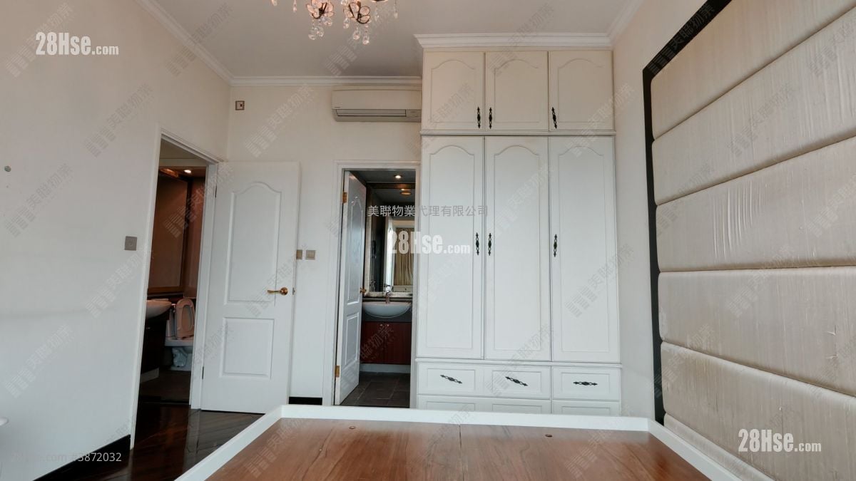 Grand Excelsior Rental 676 ft²