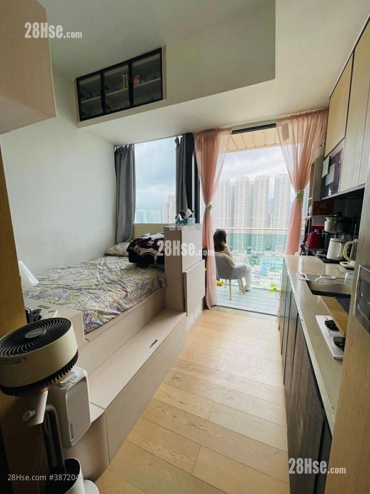 Eltanin Square Mile Sell 198 ft²