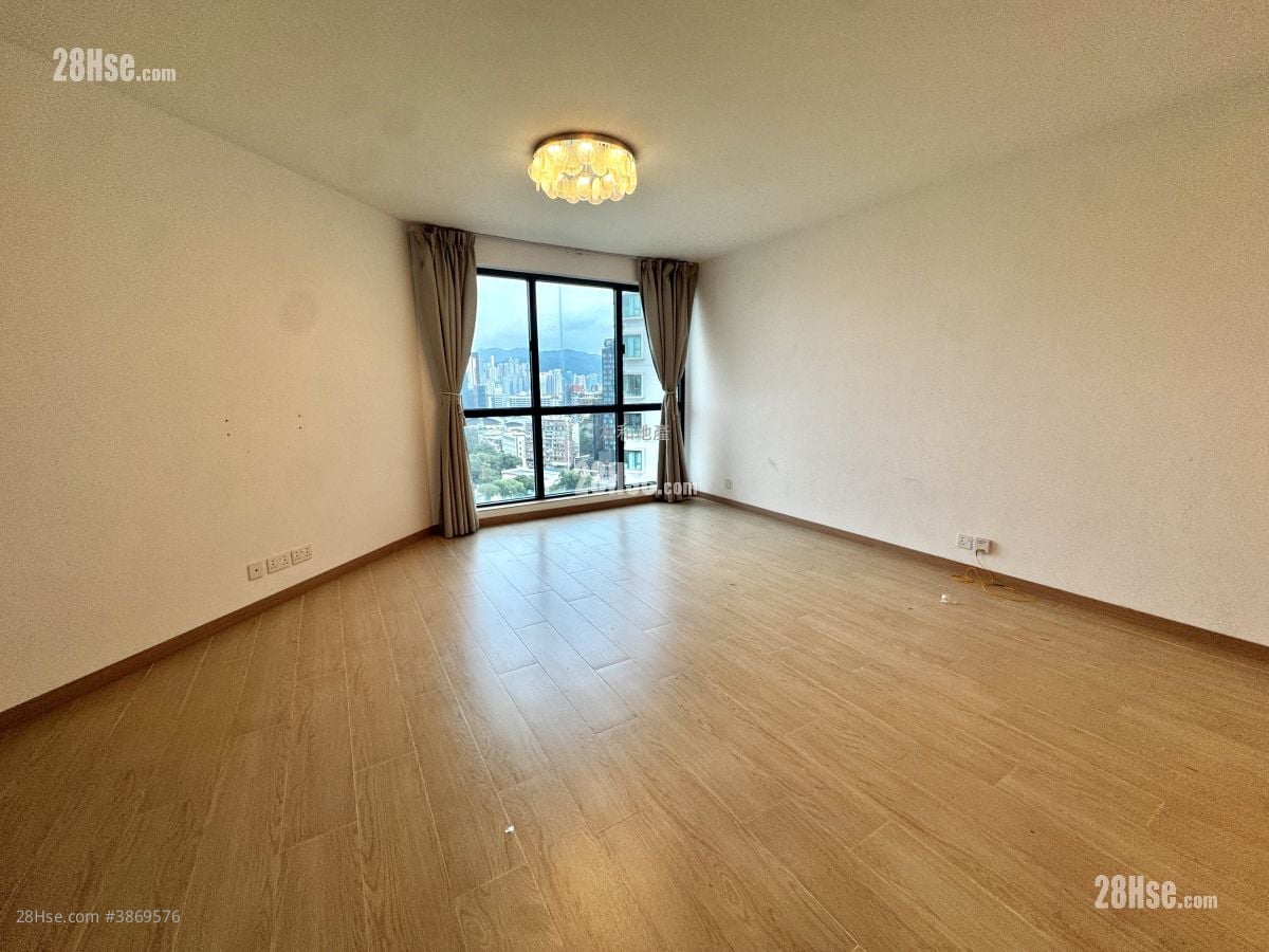 Carmen's Garden Rental 3 Bedrooms , 2 Bathrooms 1,057 ft²