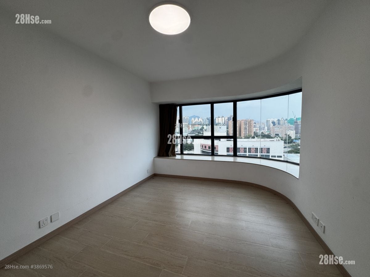 Carmen's Garden Rental 3 Bedrooms , 2 Bathrooms 1,057 ft²
