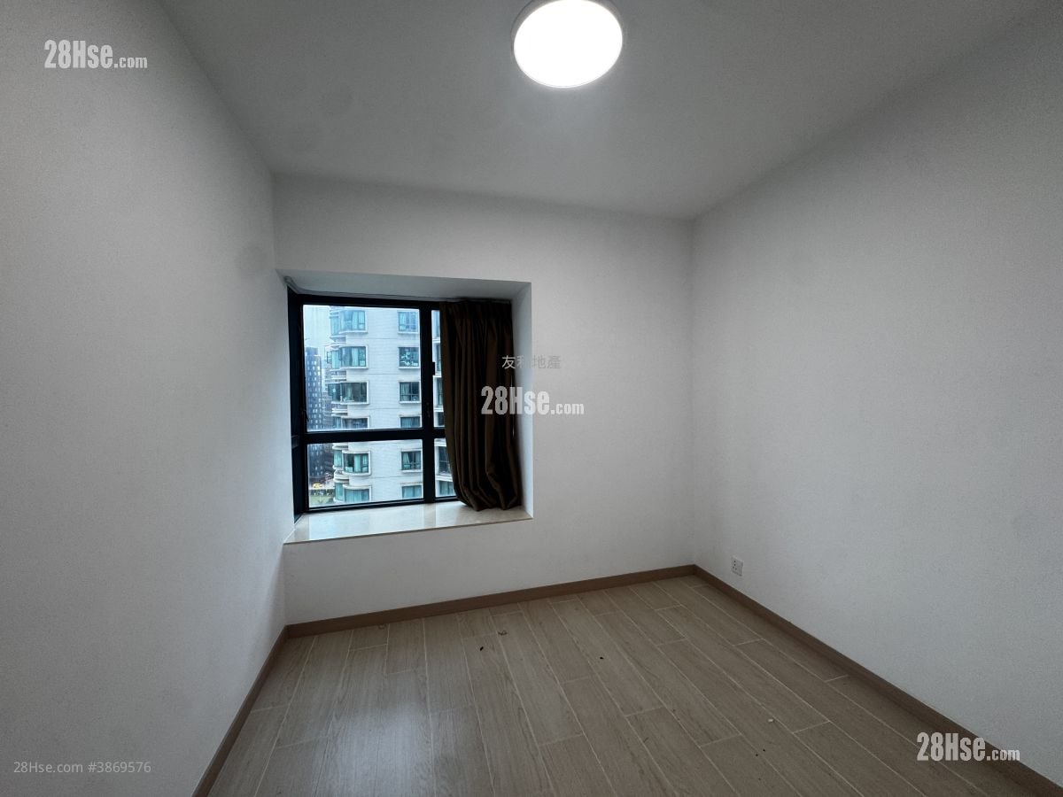Carmen's Garden Rental 3 Bedrooms , 2 Bathrooms 1,057 ft²