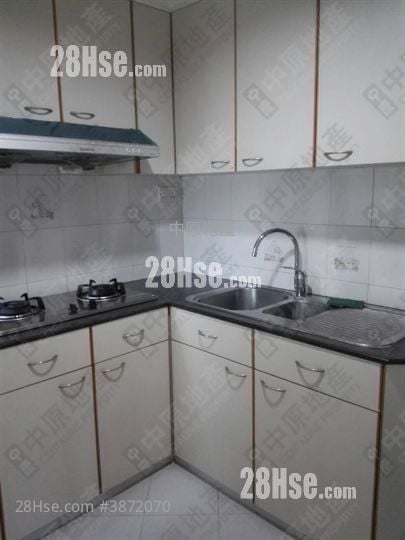 Kingswood Villas Sell 2 Bedrooms 448 ft²