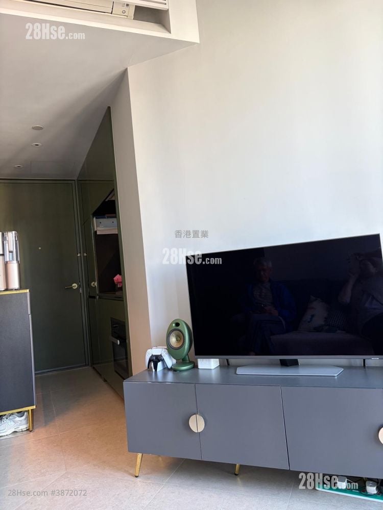 Timber House Sell 1 Bedroom 269 ft²
