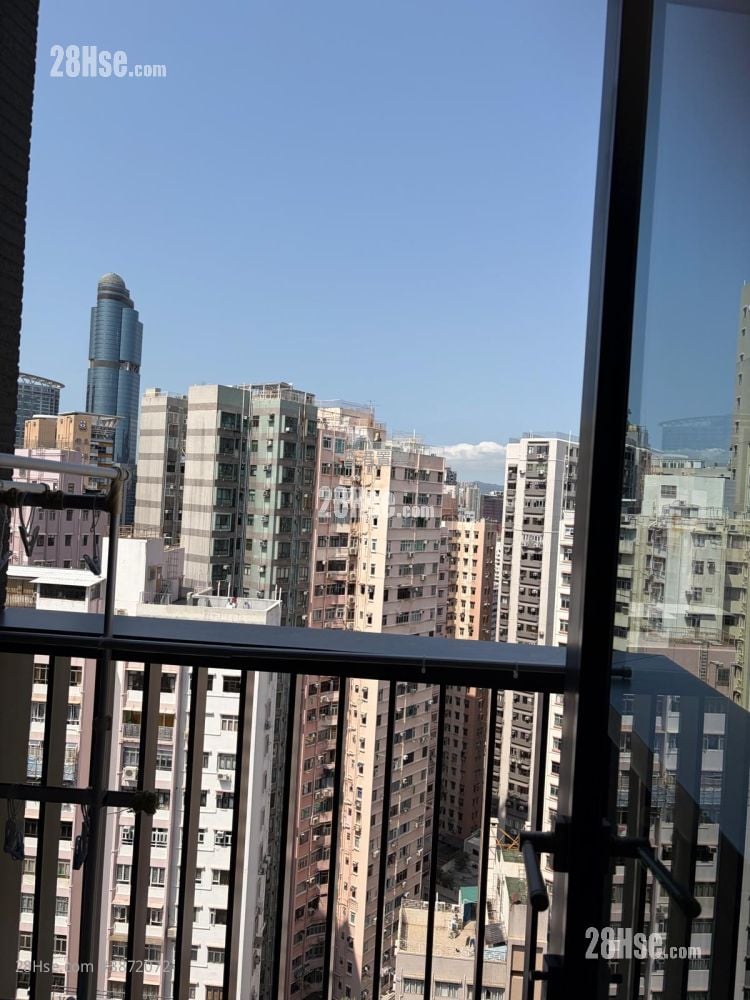 Timber House Sell 1 Bedroom 269 ft²