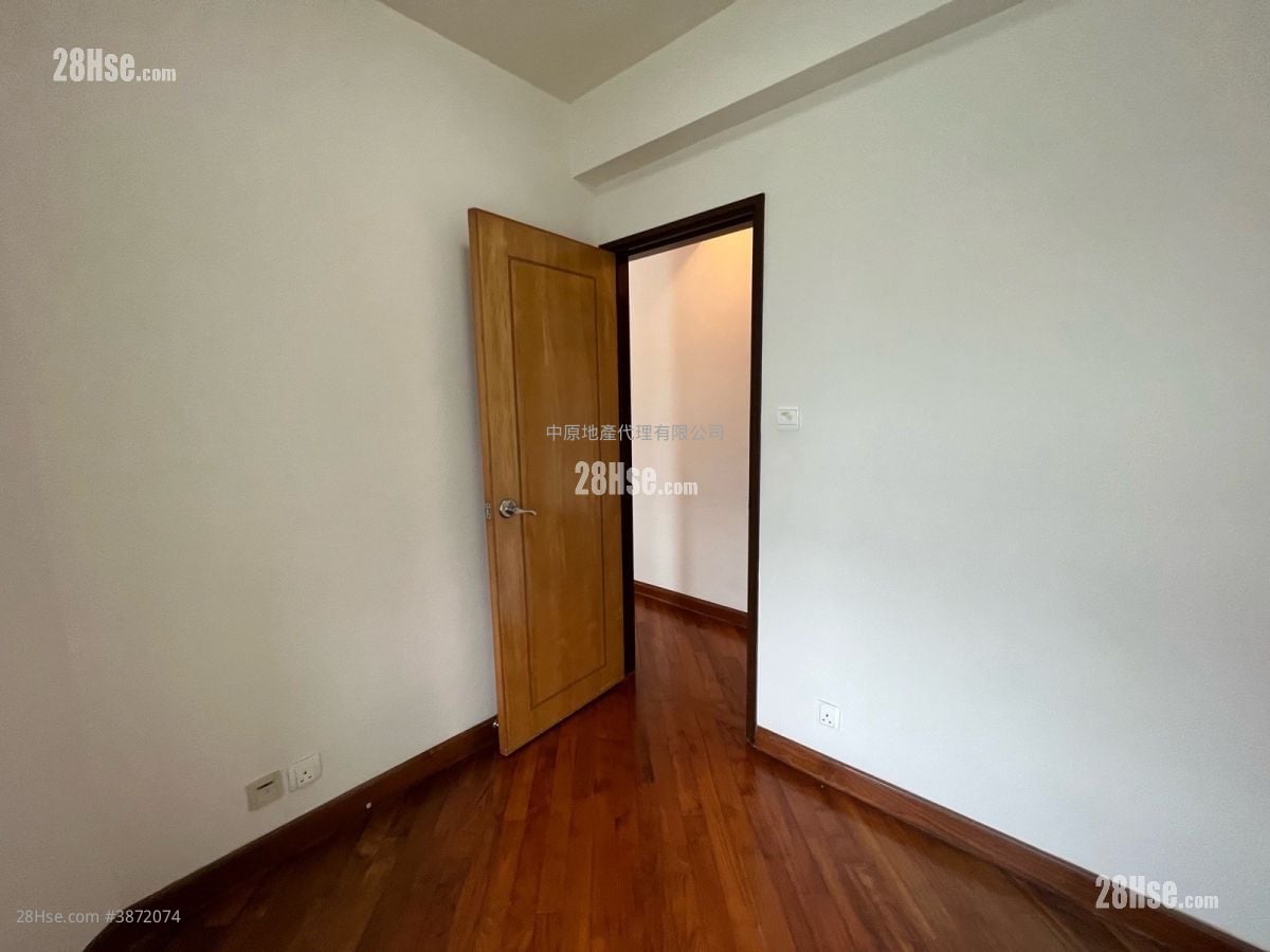 Grand Horizon Sell 2 Bedrooms , 1 Bathroom 463 ft²