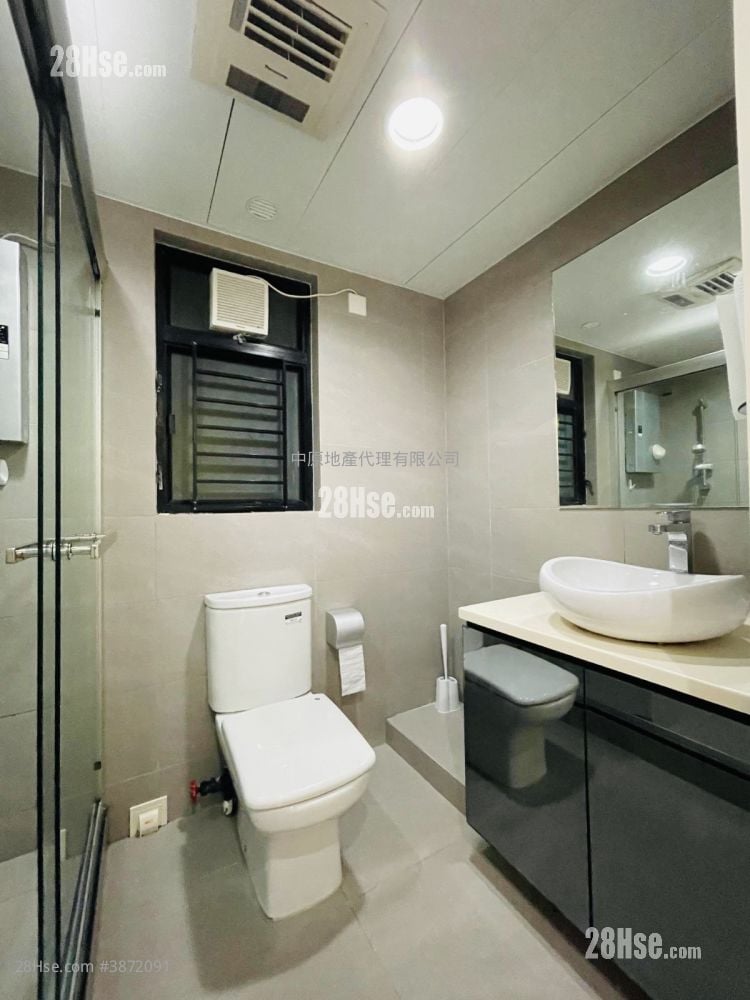 Scenic View Sell 2 Bedrooms , 1 Bathroom 464 ft²