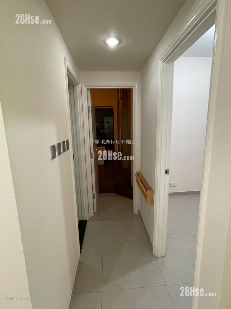 Scenic View Sell 2 Bedrooms , 1 Bathroom 464 ft²
