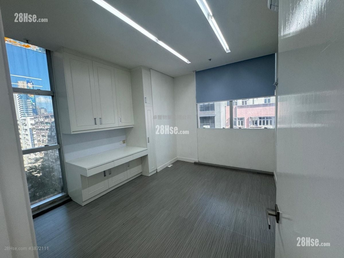 Charm Centre Rental 2 Bedrooms 1,196 ft²