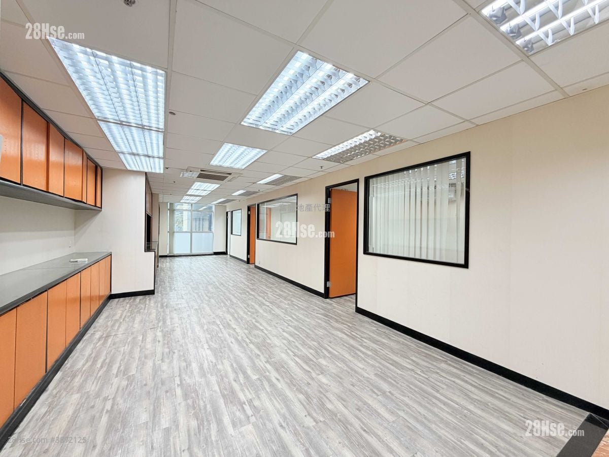 Charm Centre Rental 4 Bedrooms