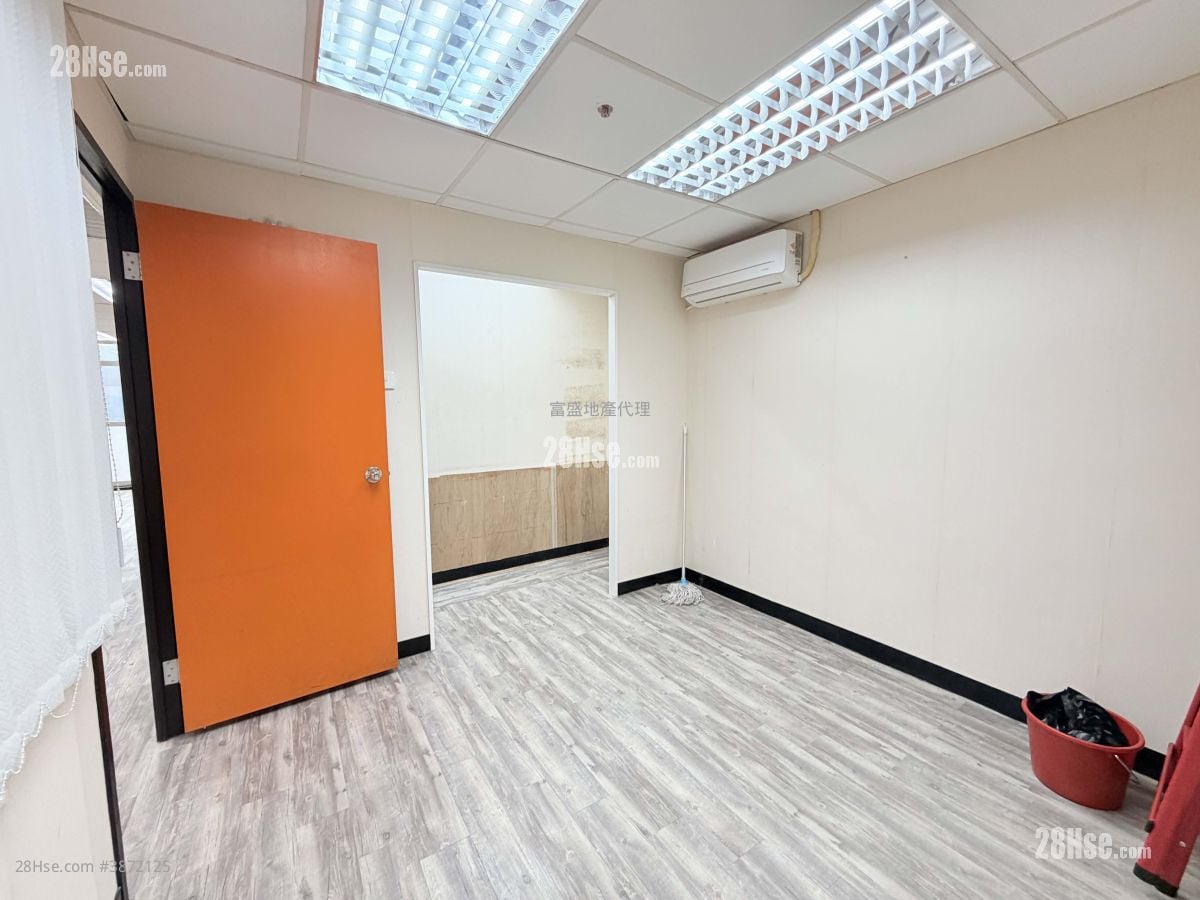 Charm Centre Rental 4 Bedrooms
