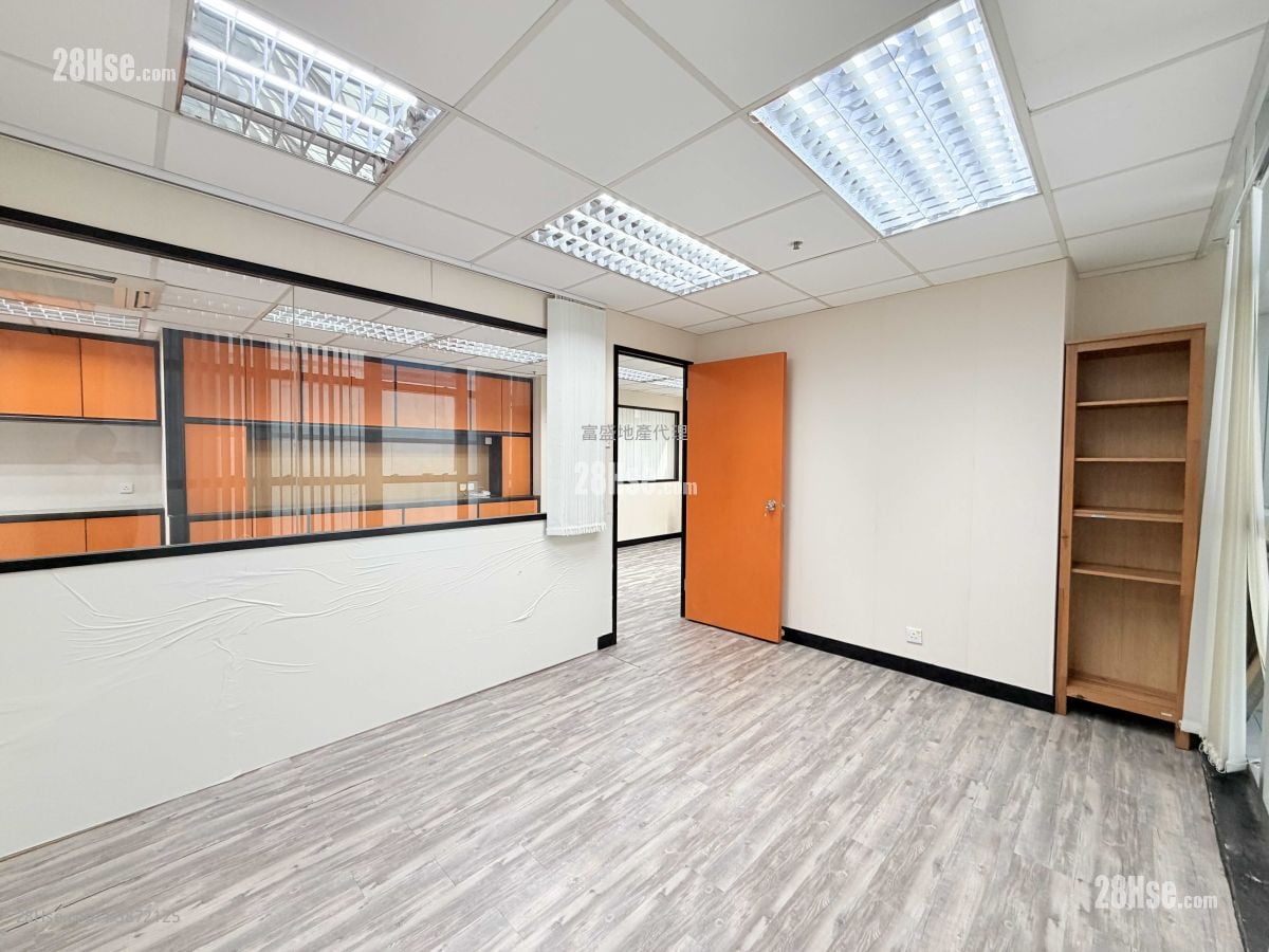 Charm Centre Rental 4 Bedrooms