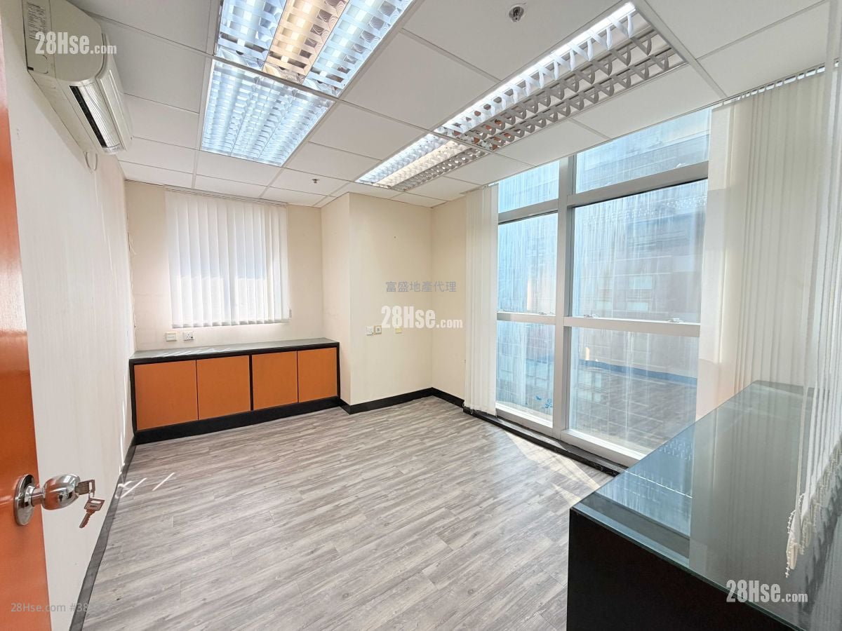 Charm Centre Rental 4 Bedrooms