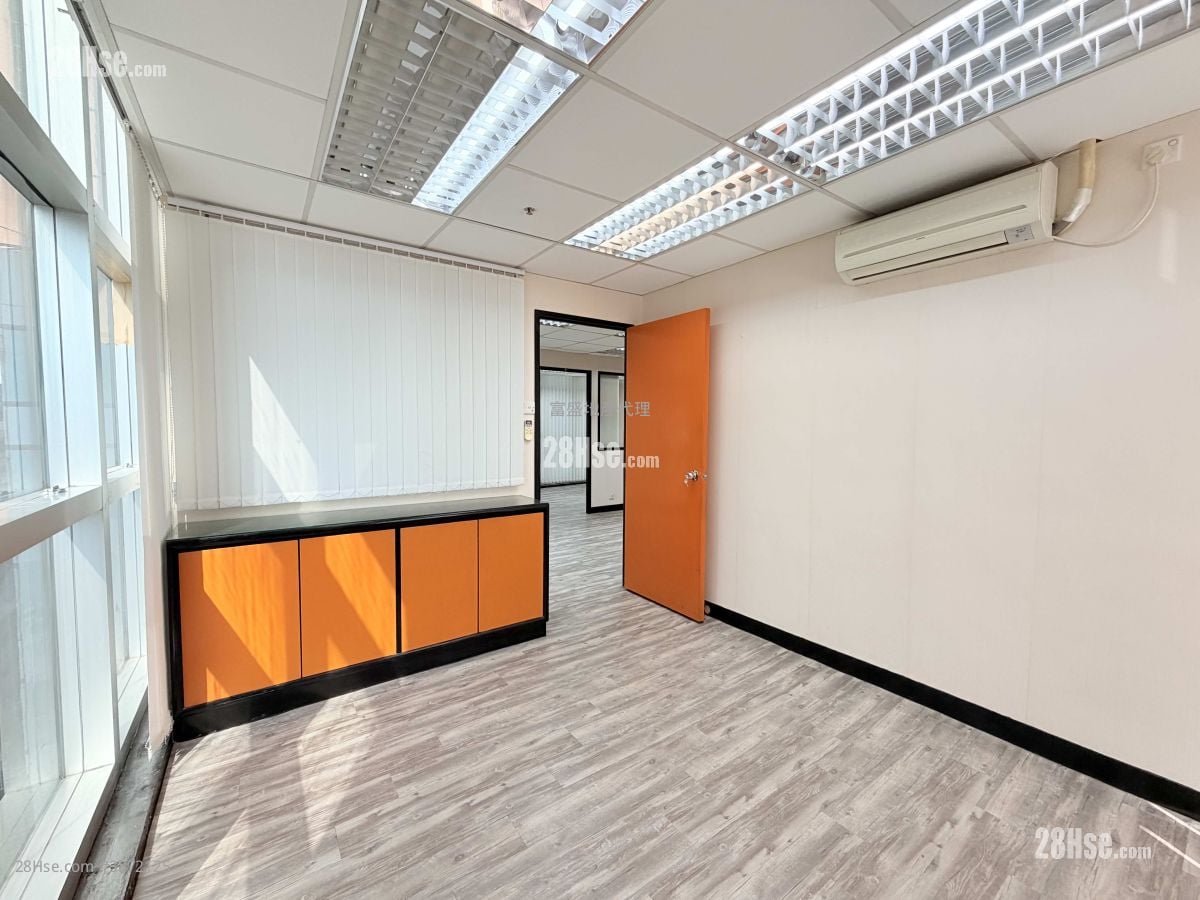 Charm Centre Rental 4 Bedrooms