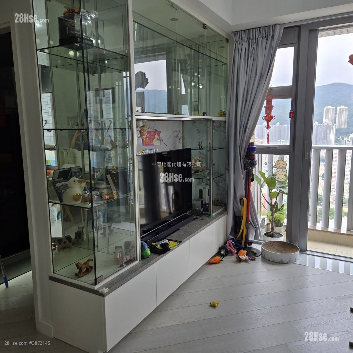 The Latitude Sell 2 Bedrooms 540 ft²
