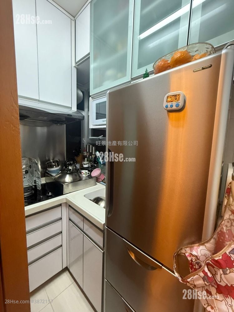 Po Fuk Building Sell 1 Bedroom 242 ft²