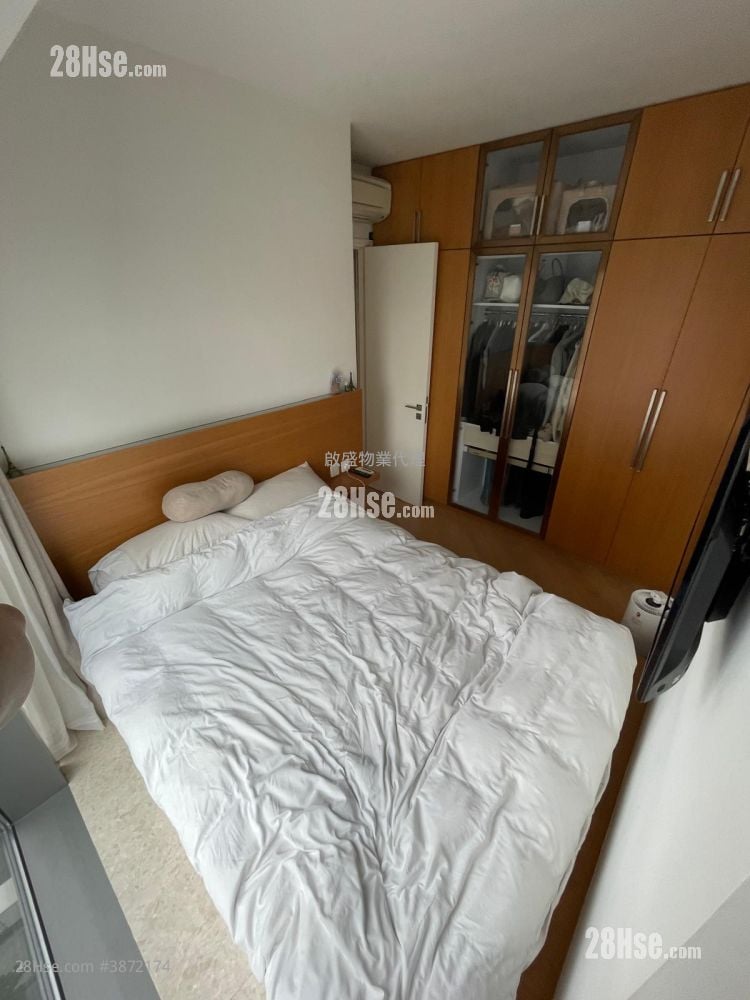 One Kai Tak(I) Rental 2 Bedrooms , 1 Bathroom 525 ft²