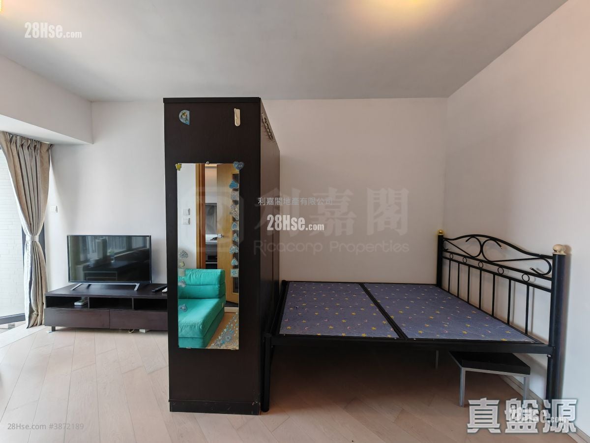 Park Signature Sell Studio , 1 Bathroom 301 ft²
