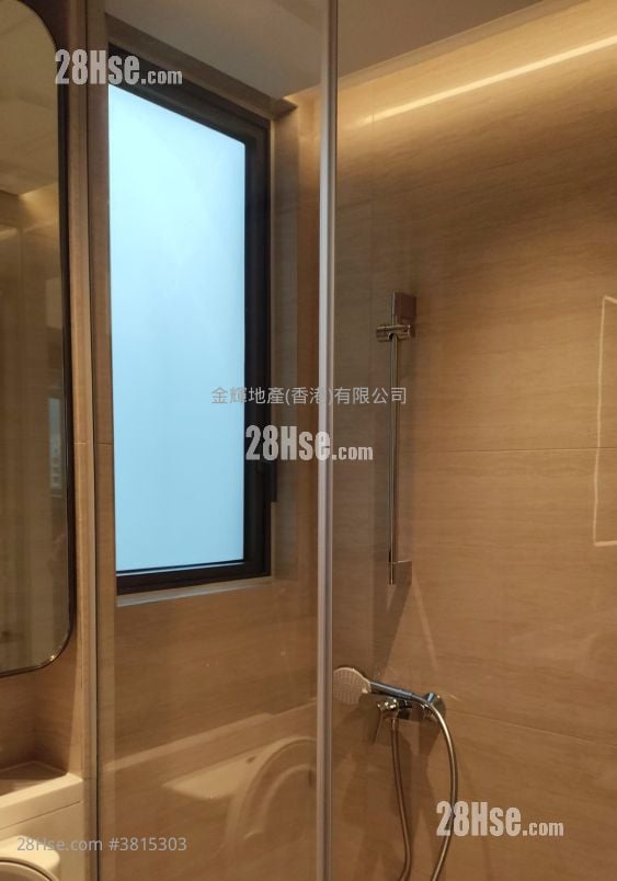 Gold Coast Bay Rental 1 Bedroom , 1 Bathroom 441 ft²