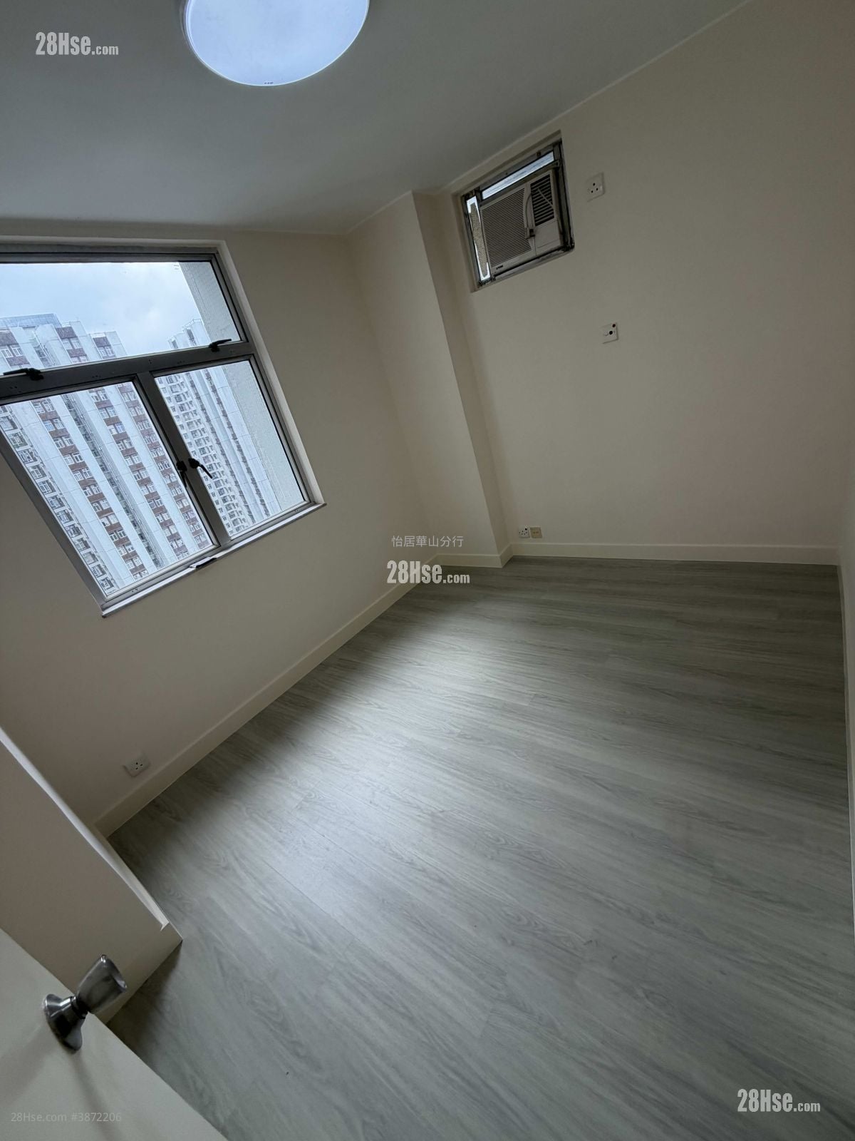 Taikoo Shing Sell 2 Bedrooms , 1 Bathroom 593 ft²