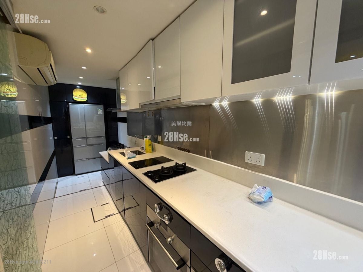 Royal Palms Rental 5+ Bedrooms , 3 Bathrooms