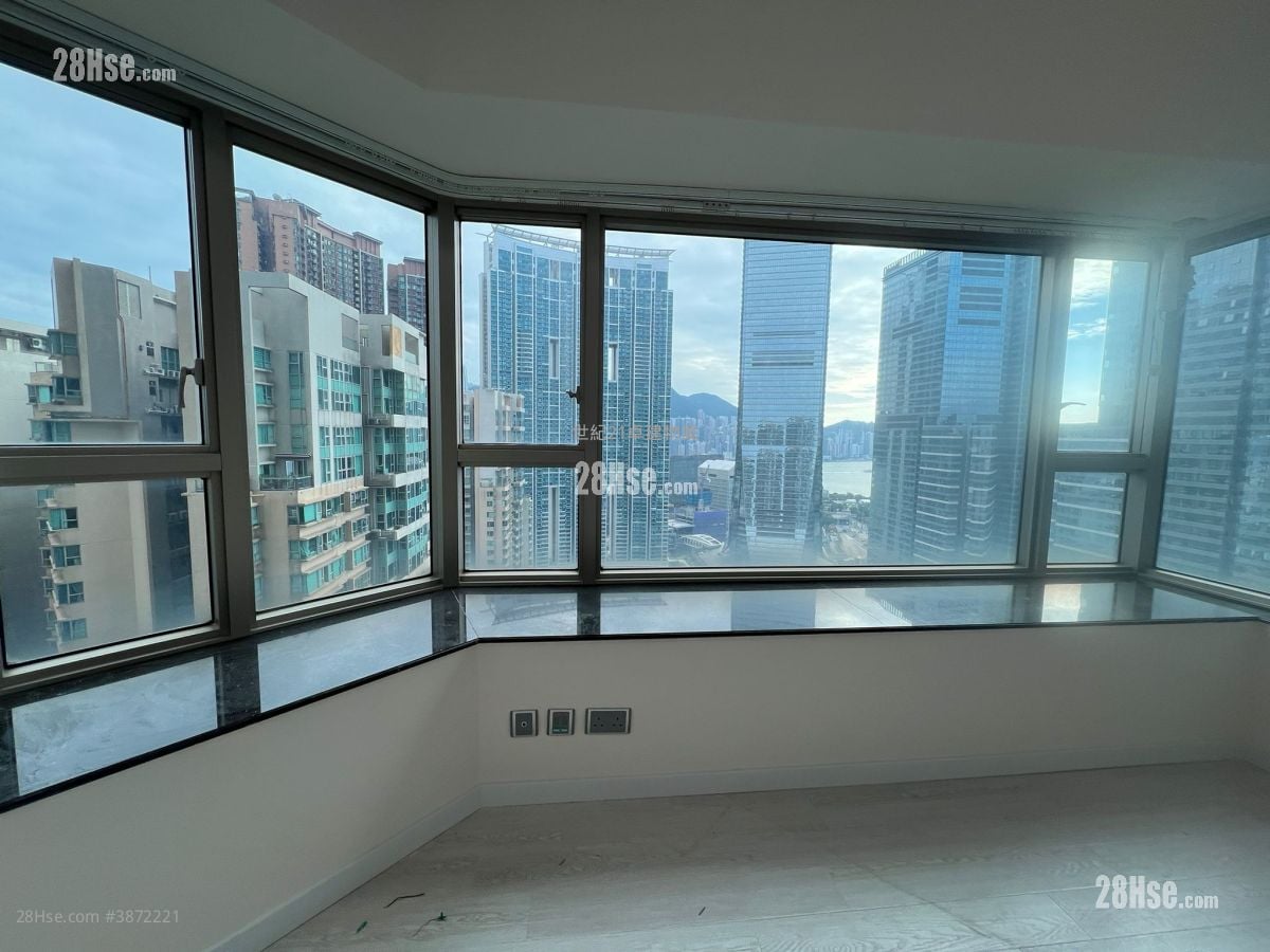 Sorrento Sell 2 Bedrooms , 2 Bathrooms 633 ft²