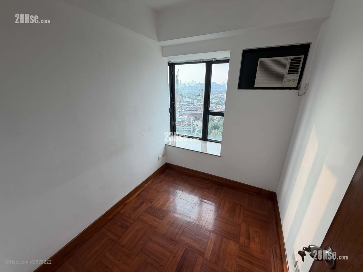 Royal Green Rental 372 ft²