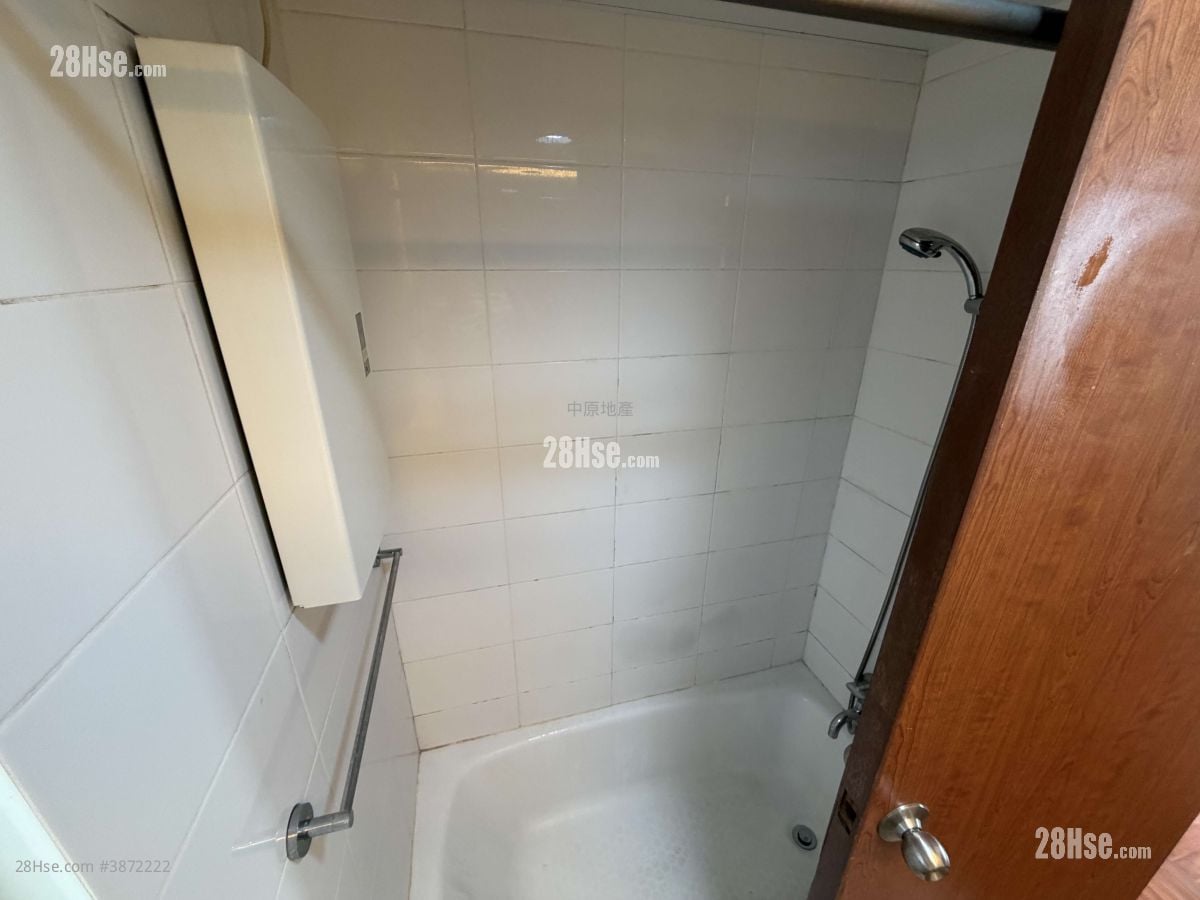 Royal Green Rental 372 ft²
