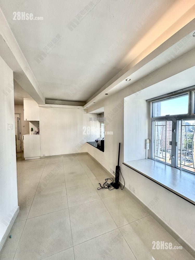 Ho Shun King Building Sell 1 Bedroom , 1 Bathroom 358 ft²