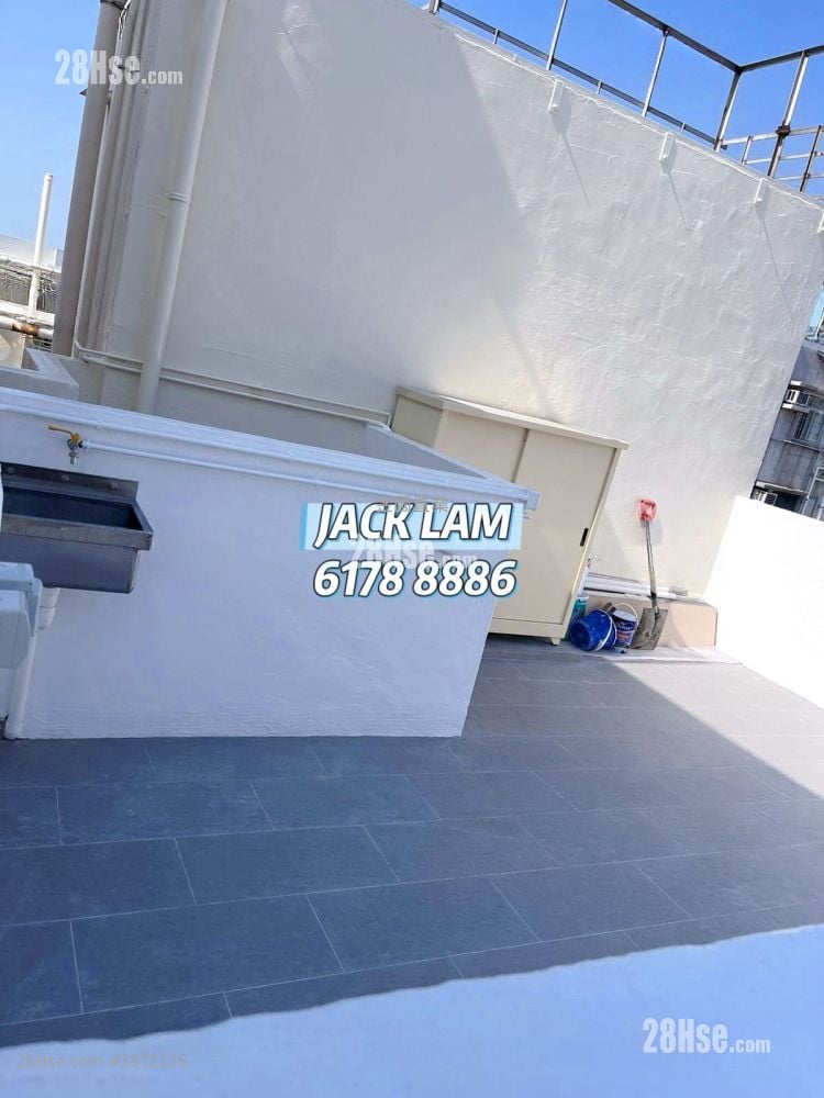Wai Ching Court Sell 2 Bedrooms , 1 Bathroom 270 ft²
