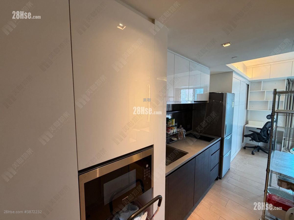Park Yoho Sell Studio , 1 Bathroom 254 ft²