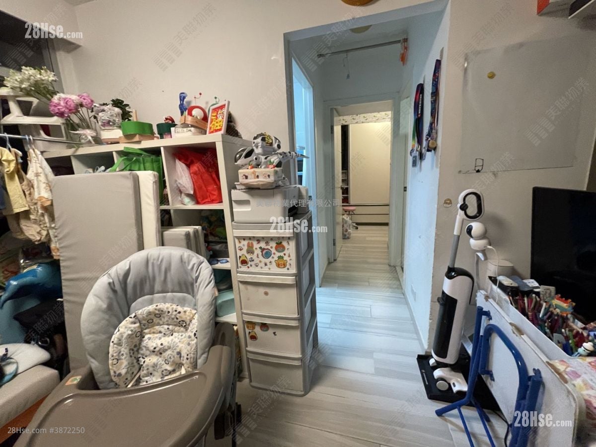 彩明苑 售盘 2 房 , 1 浴室 506 平方尺