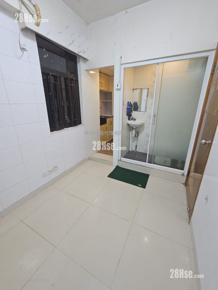 Tak Tai Building Rental Studio , 1 Bathroom 120 ft²