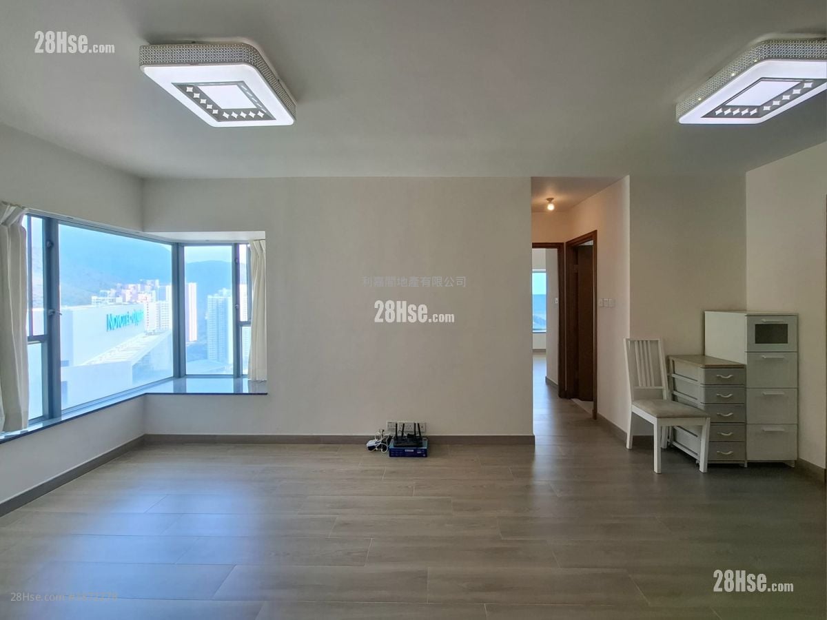 Seaview Crescent Sell 2 Bedrooms , 1 Bathroom 516 ft²